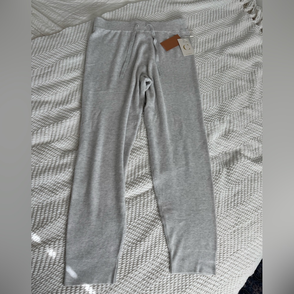 NWT Cyrus Sweatpants
